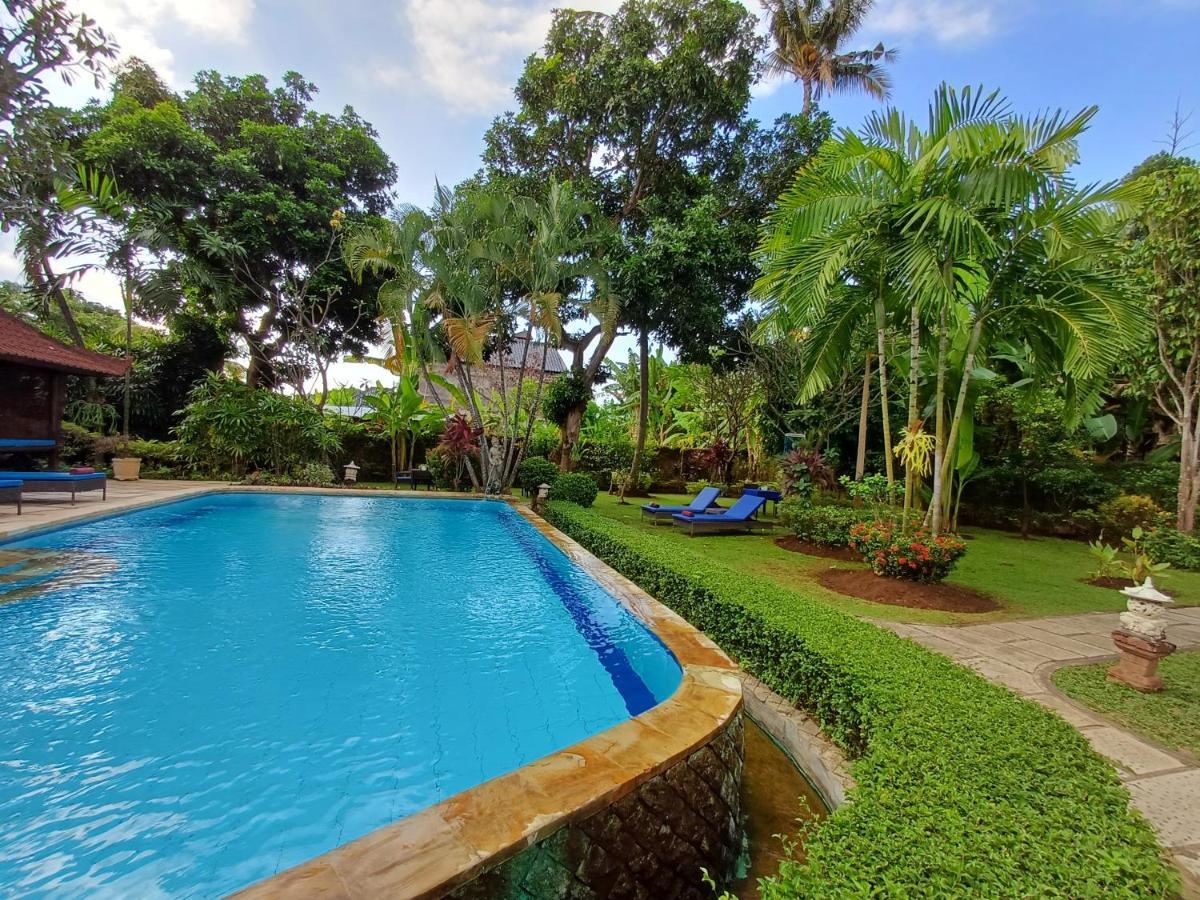 Balinda & 4* Lovina (Bali)